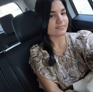 Meet your Posher, Ana elisa